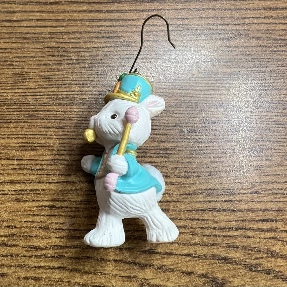 Hallmark Easter Parade 1992 Easter Collection Handcrafted & Dated 1992